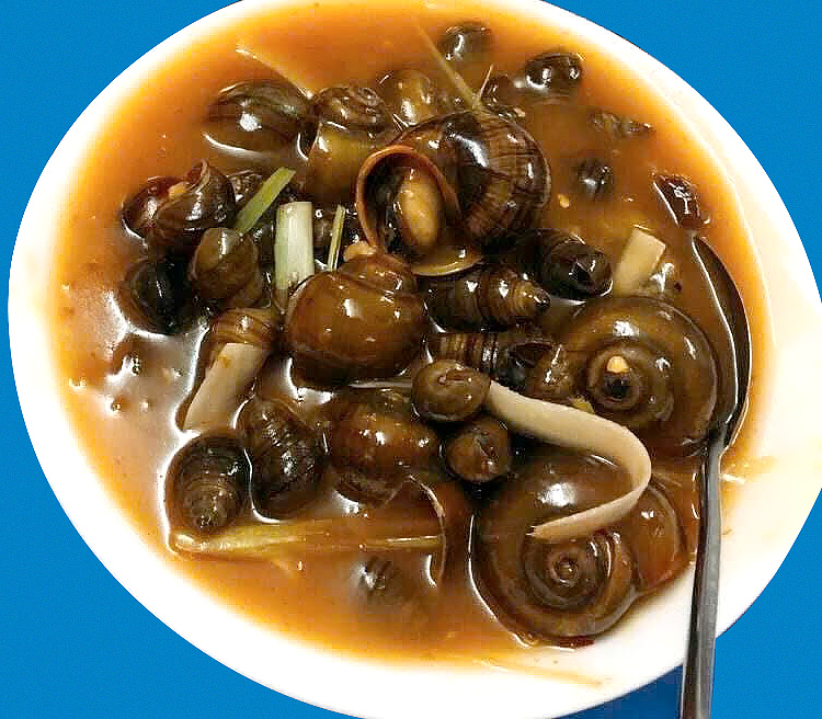 Ốc mix xào me dừa