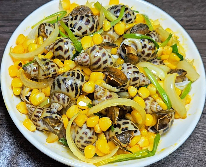 Ốc Hương xào bơ bắp mỹ